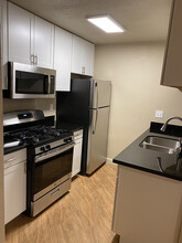 Iron Horse Apartments in Stockton, CA - Building Photo - Building Photo