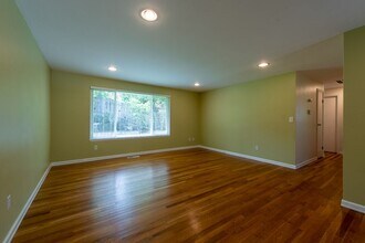 6715 149th Ave NE in Redmond, WA - Building Photo - Building Photo