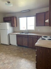 117 20th St NW in Minot, ND - Building Photo - Building Photo