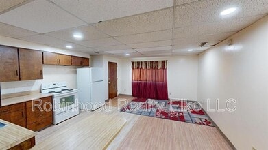 674 N Cedar St in Elko, NV - Building Photo - Building Photo