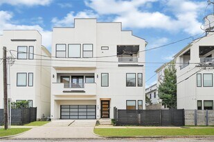 707 W Clay St in Houston, TX - Building Photo