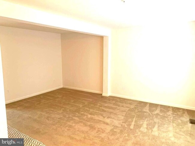 7329 Granite Woods Ct in Woodlawn, MD - Building Photo - Building Photo