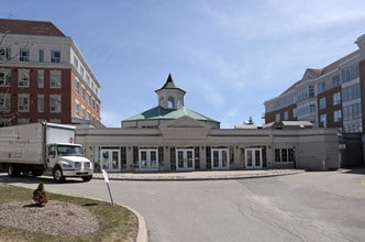 Luther Village on the Park in Waterloo, ON - Building Photo - Building Photo