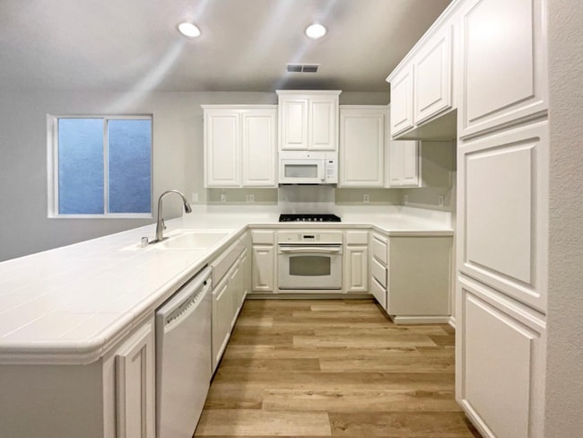 3039 Torland St in Sacramento, CA - Building Photo - Building Photo