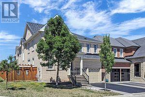 80 Serano Crescent in Richmond Hill, ON - Building Photo - Building Photo