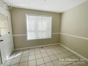 1609 17th Ave E in Tuscaloosa, AL - Building Photo - Building Photo
