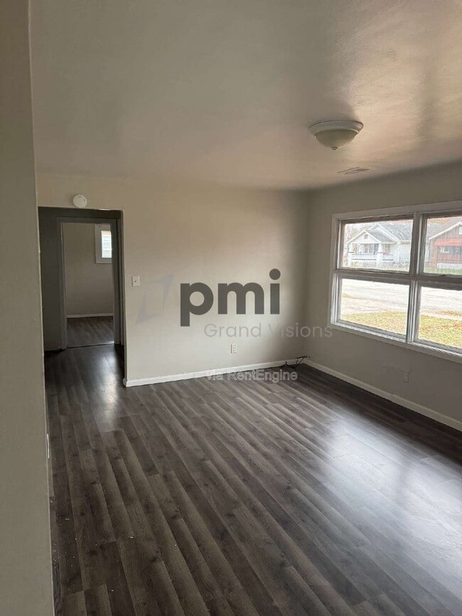 309 E Garfield Ave in Decatur, IL - Building Photo - Building Photo