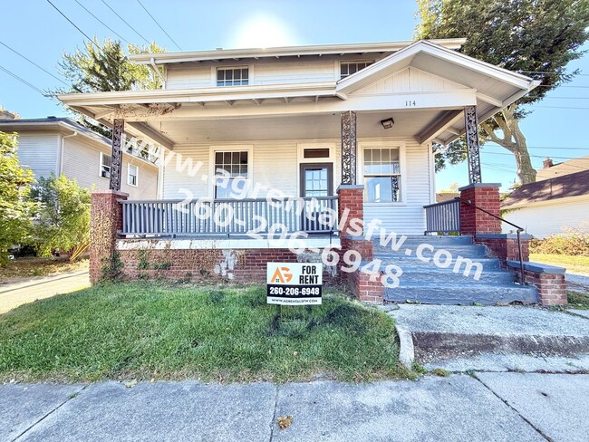 property at 114 E Foster Pkwy