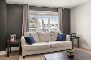 1607-1165 165 St SW in Edmonton, AB - Building Photo