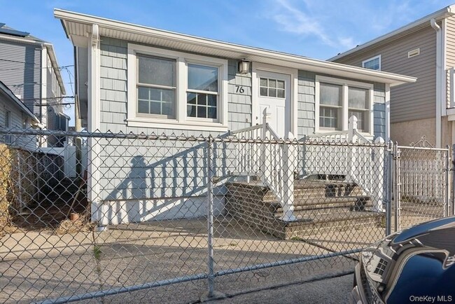 property at 76 Vermont St