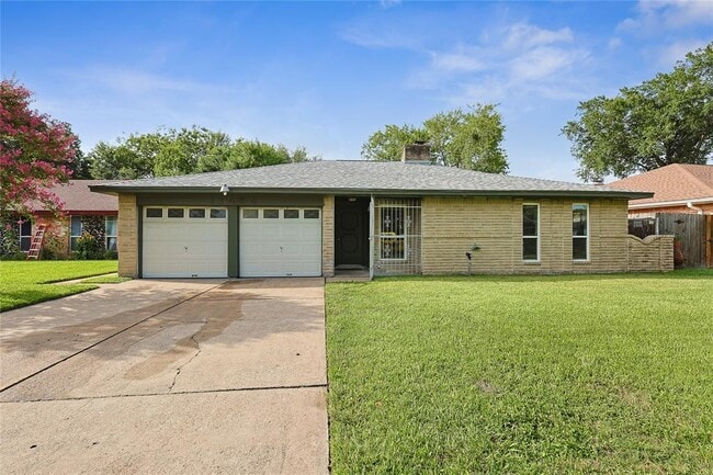 property at 11414 Montverde Ln