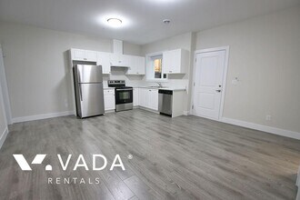 101B 101B Ave in Maple Ridge, BC - Building Photo - Building Photo