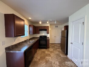 6308 Pennacook Dr in Charlotte, NC - Building Photo - Building Photo