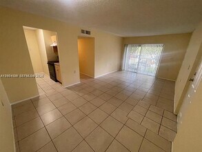 1186 Lake Terry Dr in West Palm Beach, FL - Building Photo - Building Photo