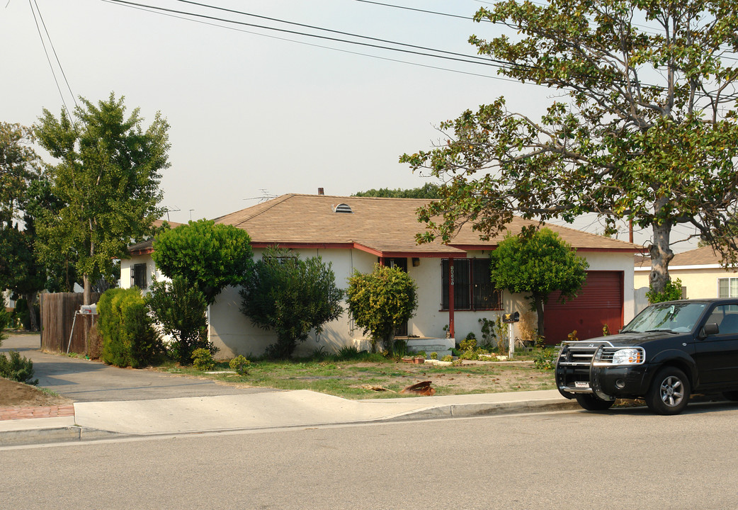 14321-14326 Locust St in Westminster, CA - Building Photo