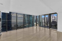 1451 Brickell Ave, Unit 2606 in Miami, FL - Building Photo - Building Photo