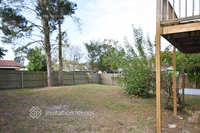 1917 Derbywood Dr in Brandon, FL - Foto de edificio - Building Photo