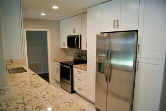5602 Dryad Dr in Houston, TX - Building Photo - Building Photo