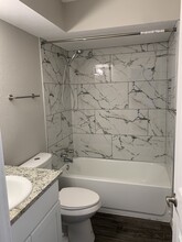 High Oaks in Richardson, TX - Building Photo - Building Photo