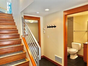 1718 California Ave SW in Seattle, WA - Building Photo - Building Photo