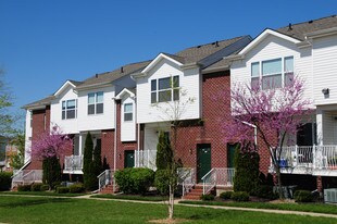Harbortown Ports in Perth Amboy, NJ - Building Photo
