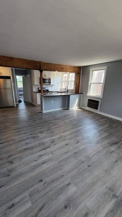 7795 Hasbrook Ave in Philadelphia, PA - Building Photo