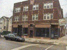 1357-1359 S Kildare Ave Apartamentos