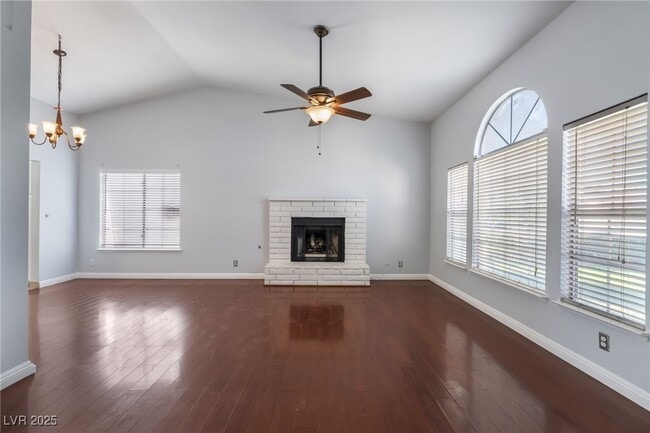 property at 5761 Cloverleaf Cir