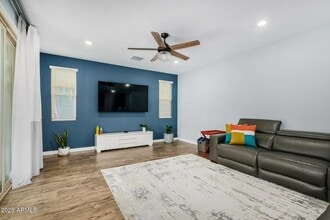 1171 E Armstrong Wy in Chandler, AZ - Building Photo - Building Photo