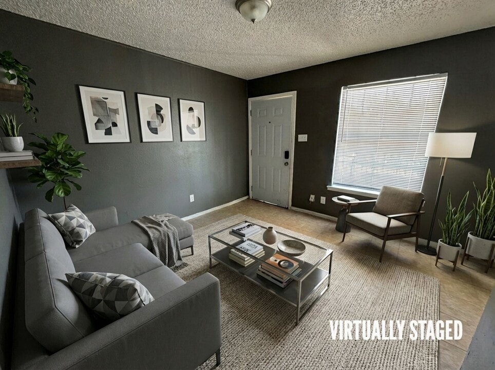 1405 N Gray St, Unit Unit 08 in Killeen, TX - Building Photo