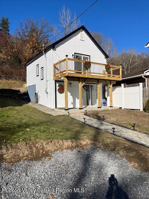 19 Purvis St in Kingston, NY - Building Photo - Building Photo