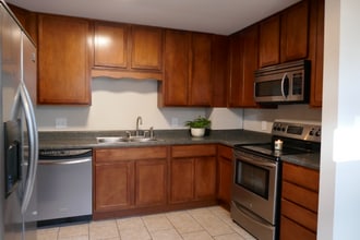 3945 Greenleaf Ave in Knoxville, TN - Building Photo - Building Photo