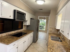 4202 Ponca St in Pasadena, TX - Building Photo - Building Photo