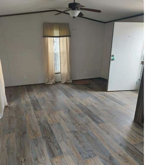 12195 FM730 in Azle, TX - Building Photo - Building Photo