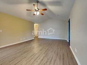 132 Kingsbridge Dr in Goose Creek, SC - Foto de edificio - Building Photo