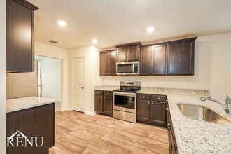 10922 Chatham Ct in Converse, TX - Building Photo - Building Photo