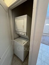 2329 W Sunnyside Ave in Visalia, CA - Building Photo - Building Photo