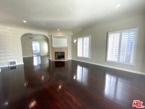 1348 S Rimpau Blvd in Los Angeles, CA - Building Photo - Building Photo