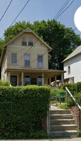 206 Smith St, Unit #2 in Poughkeepsie, NY - Building Photo