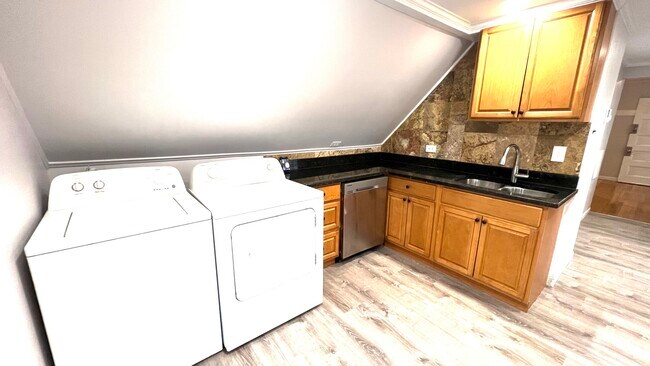 131 Josephine Ave, Unit 3 in Somerville, MA - Building Photo - Building Photo