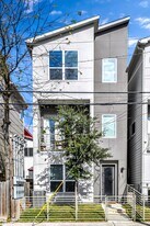 3105 Gillespie St in Houston, TX - Building Photo