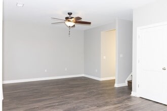 102 Bellbrook Ln in Winchester, KY - Building Photo - Building Photo