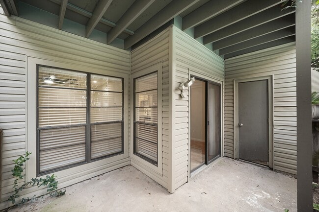 property at 9707 Richmond Ave.