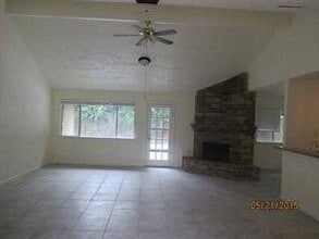 2610 Strait Ln in Houston, TX - Building Photo - Building Photo