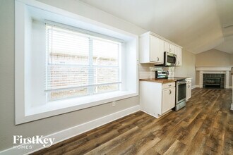 11921 Hickory Cir in Fort Worth, TX - Building Photo - Building Photo