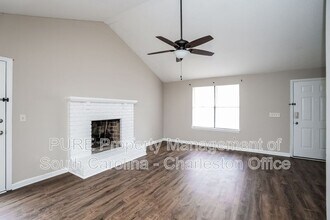 9506 S Cardinal Dr in Ladson, SC - Building Photo - Building Photo