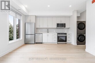 1267 Summerville Ave in Ottawa, ON - Building Photo - Building Photo