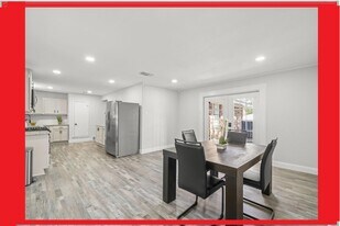 125 Gramley St in Grand Prairie, TX - Building Photo