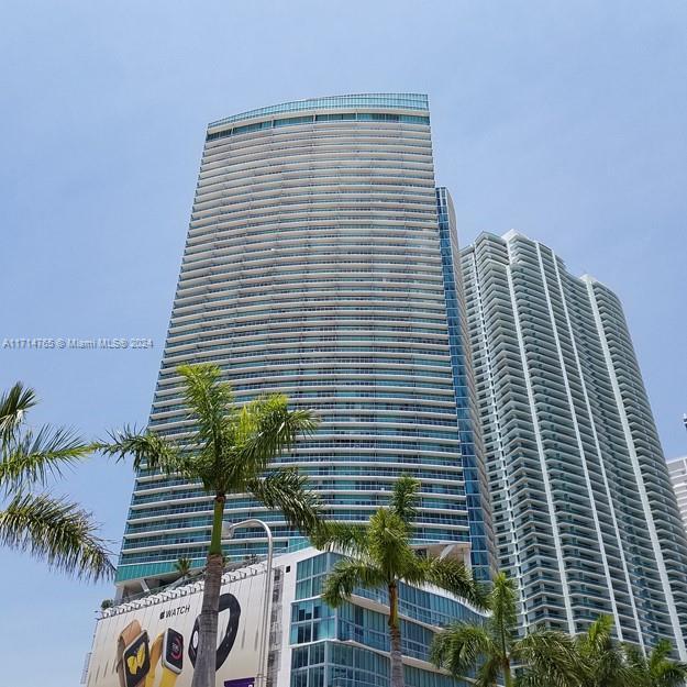 888 Biscayne Blvd, Unit 3707 in Miami, FL - Building Photo