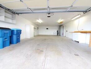 3040 Crater Dr in Lake Havasu City, AZ - Building Photo - Building Photo